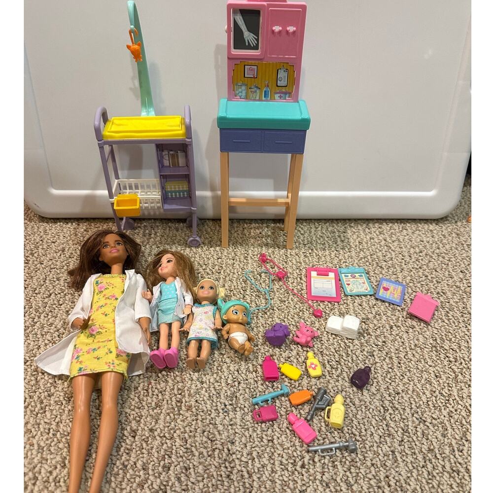 Barbie Chelsea Dr Nurse Playset